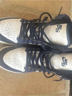 Jordan 1 Retro HighMidnight Navy